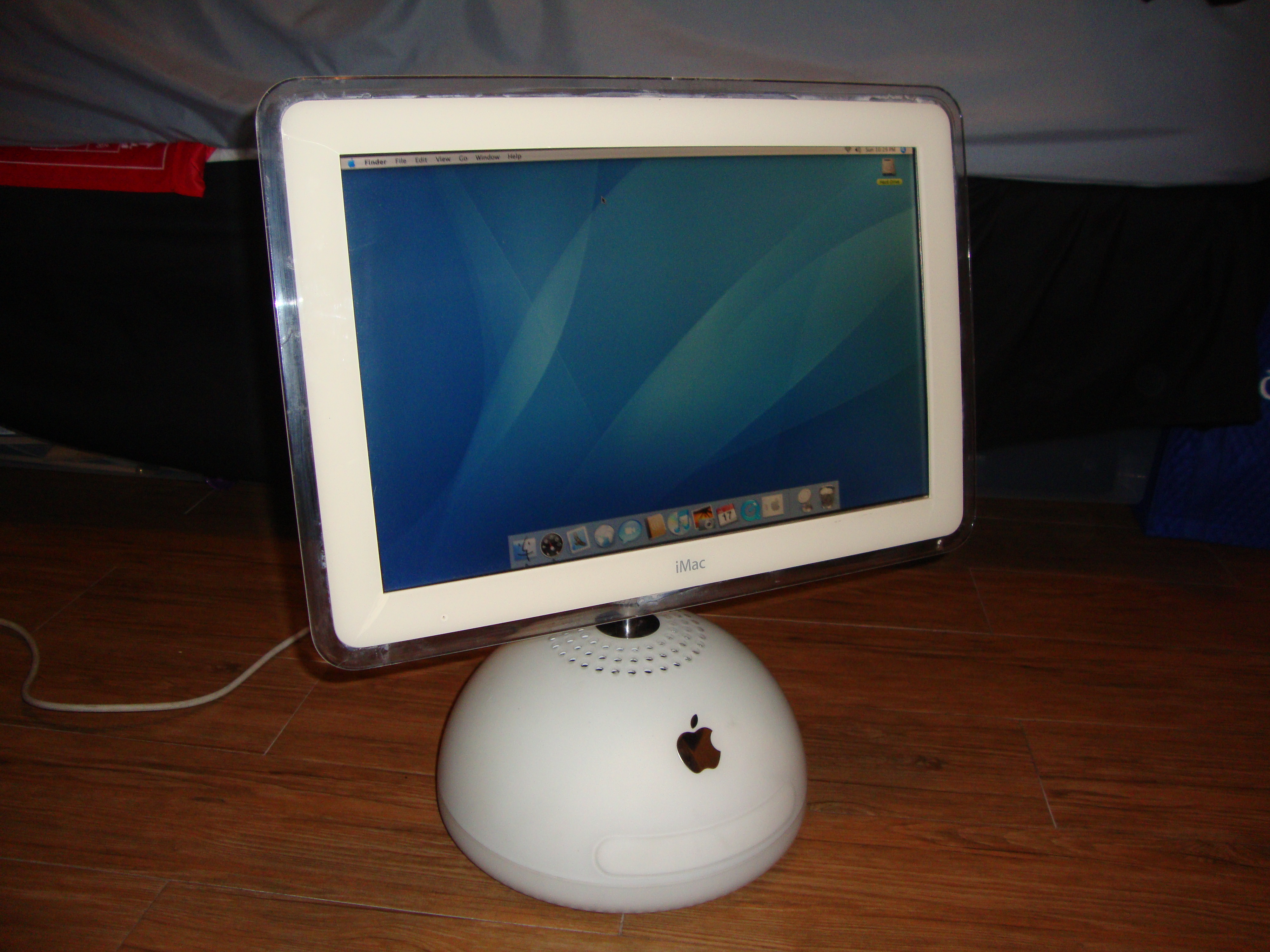 17 inch 1GHz iMac G4