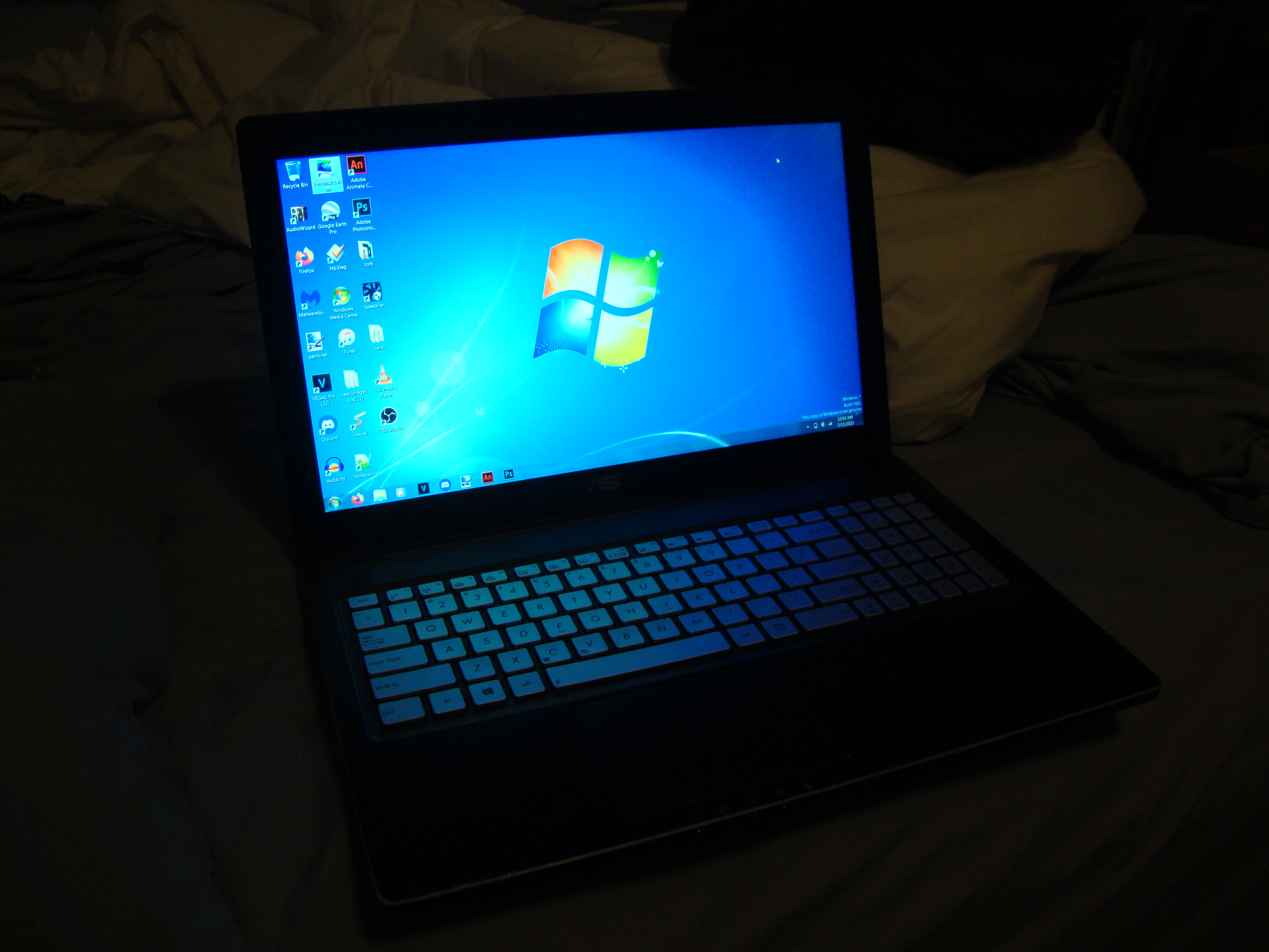 ASUS Q550LF