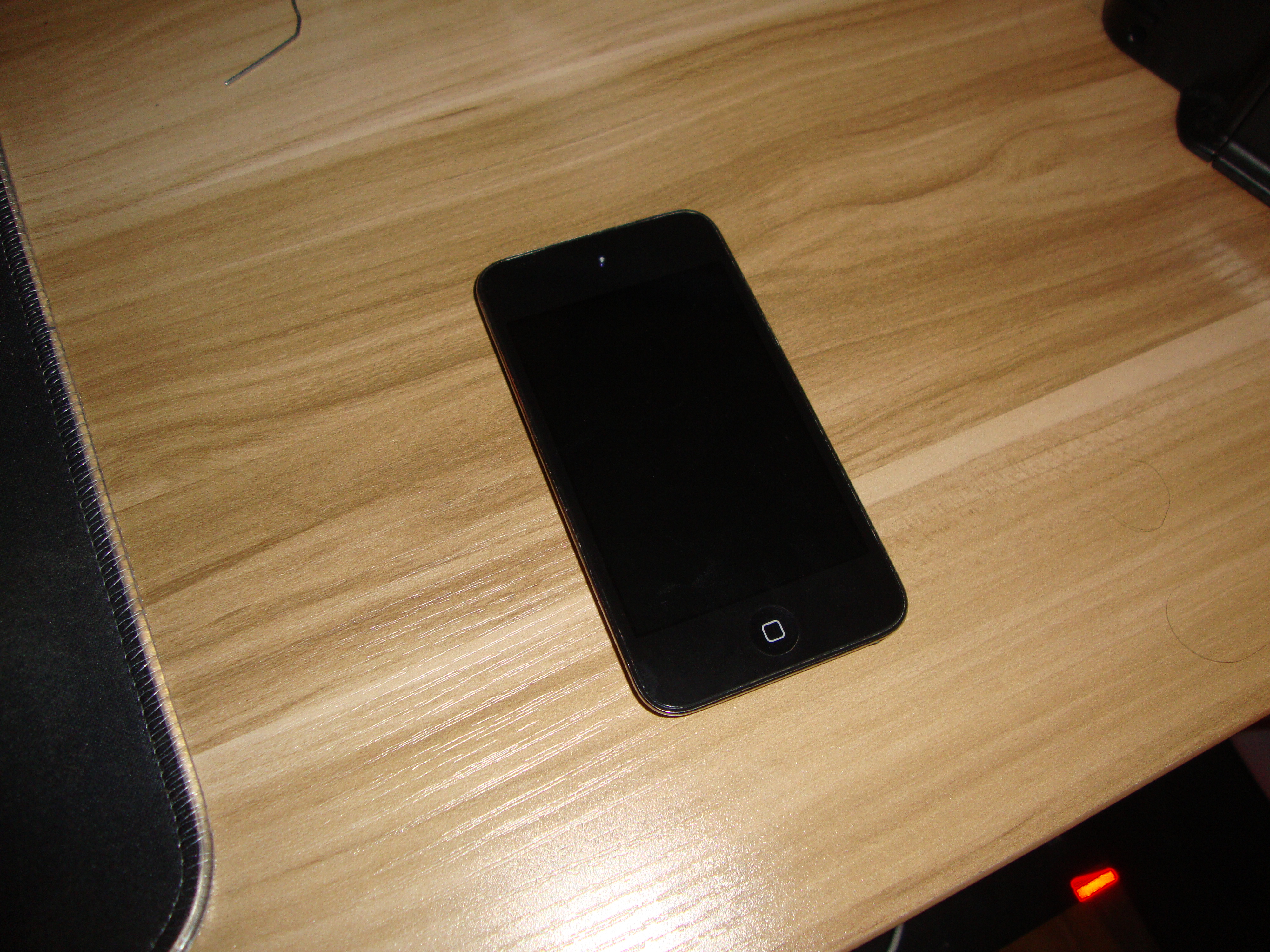 Apple iPod Touch 4th Gen